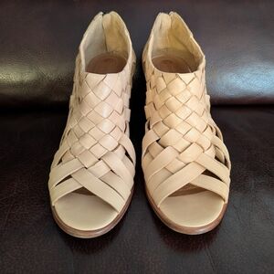 Corso Como Cream Woven Sandals